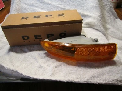 Conjunto de lámpara de señalización/estacionamiento LH Mitsubishi Eclipse 2002-2003 314-1614L-AS Foto 1 de 4