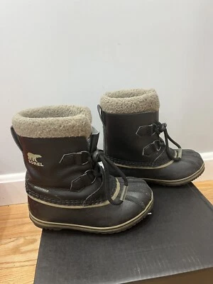 Sorel Yoot Pac Cuero Invierno Botas para Nieve Niños Niños Jóvenes Talla 13 Negras Impermeables Foto 1 de 4