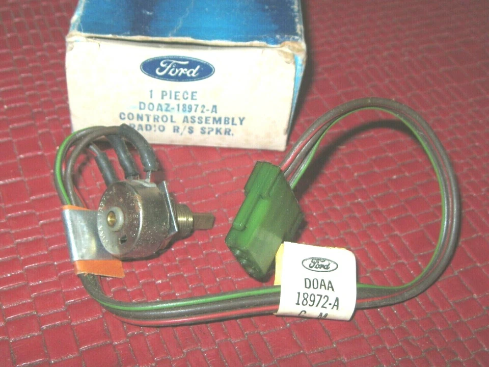 NOS 1970 Ford LTD,Galaxie,Custom rear speaker volume control, in box - Image 1 of 2