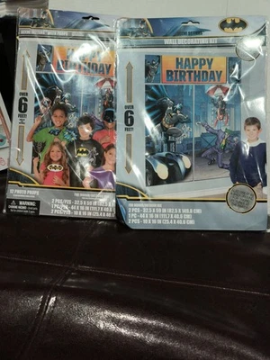 Batman DC Comics Superhero Kids Birthday Party Scene  & Wall Decorating Kit New - Image 1 of 4
