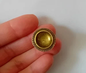 PETITE POIGNÉE ANCIENNE bouton, en bronze ou laiton , D=2 cm de meubles N°40D - Photo 1/7