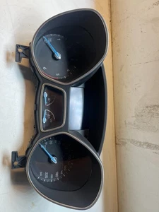 F1ET10849BLG Tacho - Kombiinstrument Ford Focus +D 2.0L Duratorq 110kW 150PS - Picture 1 of 14