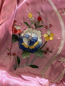 Vintage Pink Asian Hand Embroidered Complete Outfit With Slippers - Picture 1 of 15