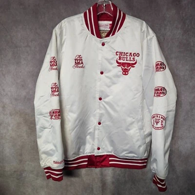 NWOT Mitchell & Ness Chicago Bulls NBA Finals Champion Satin Bomber Jacket Men L - Image 1 of 4
