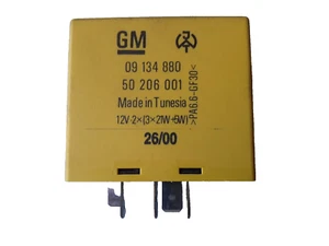 RELAIS JAUNE GM 12V 09134880 - Picture 1 of 2
