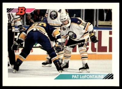 1992 Bowman #142 Pat LaFontaine - Buffalo Sabres - HOF - Image 1 of 2