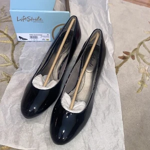 LifeStride Shoes Womens 9.5 m Parigi Pump Black Patent Kitten Heel - Picture 1 of 5