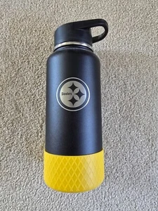 NEW Pittsburgh Steelers Black & Gold 32oz Water Bottle Silicone Grip Flip Top - Picture 1 of 5
