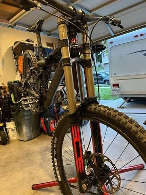 Rocky Mountain Maiden Unlimited DH Mountain Bike - Large - 2015 - Image 1 of 4