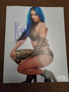 WWE Sasha Banks autograph 8x10 photo with JSA certification