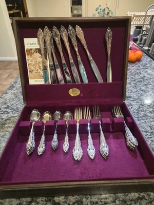 Juego de cubiertos de 52 piezas 1977 Modern Baroque Community Oneida Foto 1 de 4