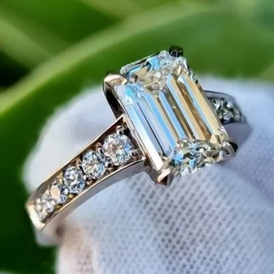 Certified 4.15 Ct Treated Off White Diamond Solitaire 925 Silver Ring For Mother - Image 1 of 4