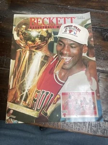 Michael Jordan September 1993 Beckett Basketball Monatsmagazin #38 - Bild 1 von 2