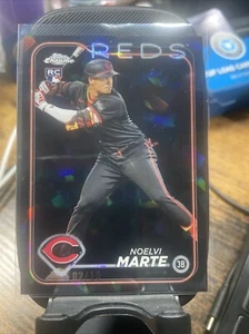 2024 Topps Chrome Sapphire #548 Noelvi Marte Black Refractor /10 RC Reds 🔥 🔥 - Picture 1 of 2