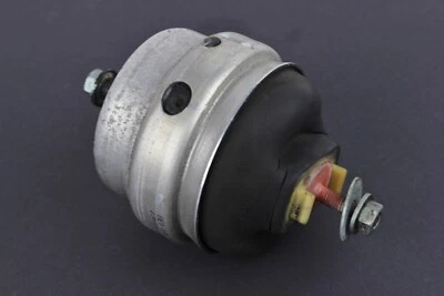 8E0199382B Original Audi A4 B6 8E Hydro Bearing Engine Mounting on the Right - Image 1 of 4