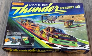 Matchbox, DAYS OF THUNDER SPEEDWAY SET (Unopened Box, Dated 1990) Nascar - Picture 1 of 4