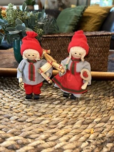 Original Butticki of Sweden Puppen Figuren Handarbeit Holz Stoff Weihnachten Familie - Bild 1 von 10