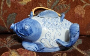 Süße asiatische Teekanne Porzellan in Fischform handbemalt blau weiß China - Bild 1 von 5