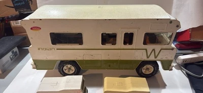 Vintage Tonka Winnebago Indian RV Motorhome plus two additional Tonka RVs - Image 1 of 4
