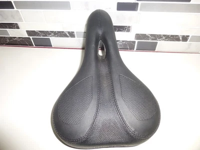 Asiento de sillín de bicicleta Huffy negro Mountain Trail Runner con soporte para poste de asiento Foto 1 de 4