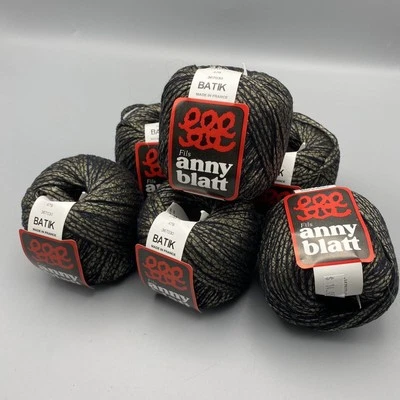 Nuevo LOTE de 6 madejas Anny Blatt Batik Yarn 479 pirata negro dorado metálico Foto 1 de 4