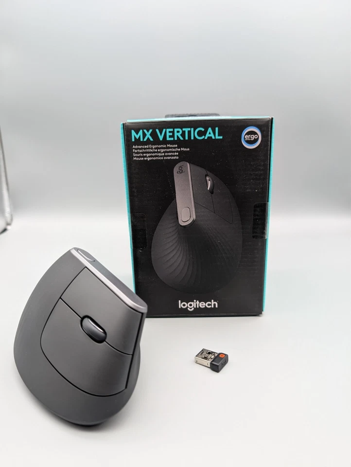 Logitech MX Vertical Kabellose Ergonomisch Maus - Schwarz (910-005448) - Bild 1 von 1