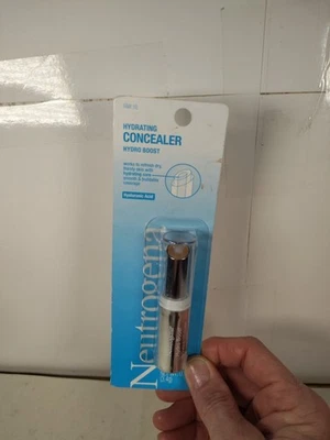 Neutrogena Hydro Boost Hydrating Concealer, Fair 10 0.12 oz - Image 1 of 4