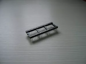 40 Pin ROM Steckschlüsselhalter - Bild 1 von 2