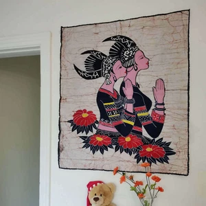 Batik Baumwollteppich, Wandhänger, handgefärbter Stoff 30x35"" - Frauengebet - Bild 1 von 7