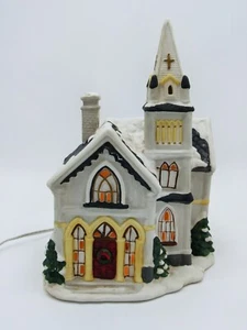 Village Square Porcelain Lighted Church 1995 Christmas Mervyns - Picture 1 of 11