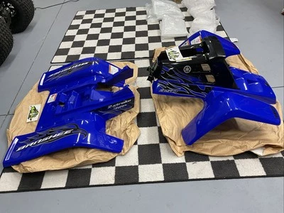 Yamaha Banshee 350 оригинальный синий пластик и черный белый 2008 костюм графика - Изображение 1 из 4