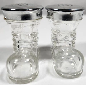 Vintage Santa Boots Clear Glass Mini Salt & Pepper Shakers Silver Top Christmas - Picture 1 of 9