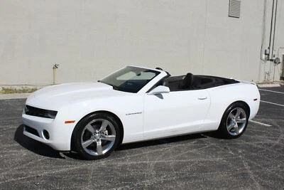 2012 CHEVROLET CAMARO 2LT RS CABRIO  AUTOMATIK WEISS/SCHWARZ SONDERMODELL - Bild 1 von 4