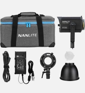 Nanlite Forza 150B Bi-Color LED Strahler 2700K-6500K 170W für Studio Fotografie - Bild 1 von 2