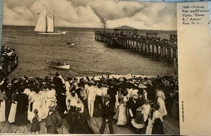 Postal #7444 muelle de pesca y yate de pesca Ashbury Park NJ - Imagen 1 de 3