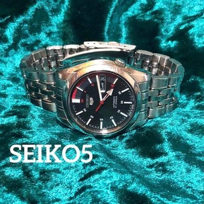 Reloj Automático Seiko 5 Plateado Esfera Negra Deportes 7S26 Usado Foto 1 de 4
