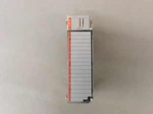 1769OW8 - ALLEN BRADLEY - 1769-OW8 Ausgangsmodul ÜBERHOLT - Bild 1 von 3