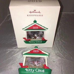 Hallmark 'Kitty Claus' portafoto 2019 ornamento mai usato in scatola B8 - Foto 1 di 5