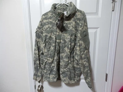 NEW MEDIUM REGULAR GEN III ECWCS ADS LEVEL 5 SOFT SHELL JACKET COLD WEATHER USGI - Image 1 of 4