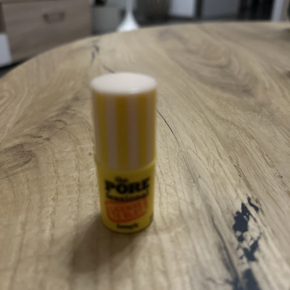 Benefit The Pore 1,4 G Instant Oil  Blotting Stick - Bild 1 von 2