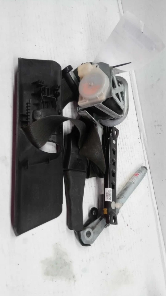 2016 Chevrolet Malibu OEM Blue Seat Belt 4DR Used 205K Miles Genuine Part Foto 1 de 4