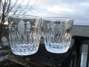 2 VINTAGE SCHWERE GEÄTZTE KRISTALLBECHER AUF DEN STEINEN. TOP. - Bild 1 von 7