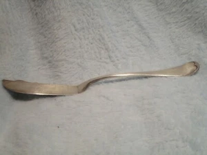 Mead & Robbins Butter Knife, Oxford Pattern, Vintage Piece - Picture 1 of 2