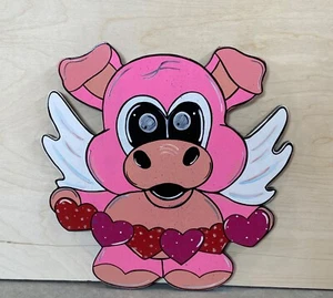 Flying Pig Valentine’s Day Wood Outdoor Yard Art Sign Door Hanger, Lawn & Garden - Picture 1 of 6