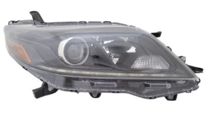 Farol de halogênio direito TYC para Toyota Sienna SE com modelos LED DRL 2020-2020 - Imagem 1 de 3