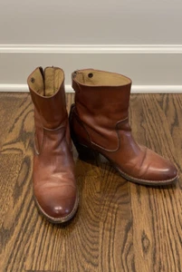 Frye Jackie Brown Leather Back Zip Ankle Bootie. Size 6 Med - Picture 1 of 11