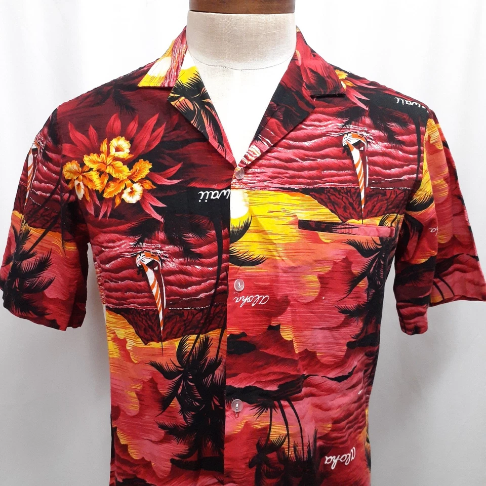 Royal Creations Boating Red Sunset Floral Men’s Hawaiian Shirt Medium Small USA - Image 1 of 4