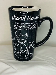 Taza de viaje de cerámica negra con tapa blanca cuaderno de bocetos de Mickey Mouse de Disney - Imagen 1 de 4