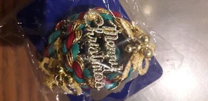 CHRISTMAS EARRINGS DANGLE CHRISTMAS WREATH GOLD GIFT FESTIVE HOOK STYLE - Picture 1 of 1