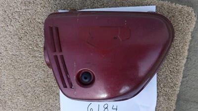 Honda CB350G Funda lateral izquierda Iris púrpura metálico sku 6184 Foto 1 de 4